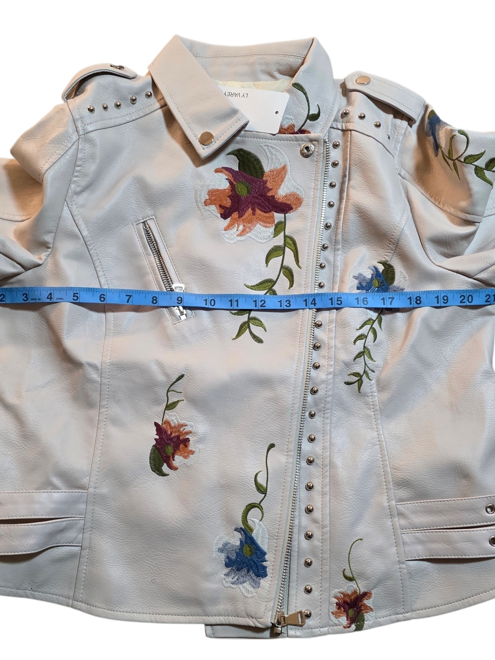 LV Varey Lin Floral Embroidered Moto Jacket Cream Studded Faux Leather XL NWT - Picture 6 of 10